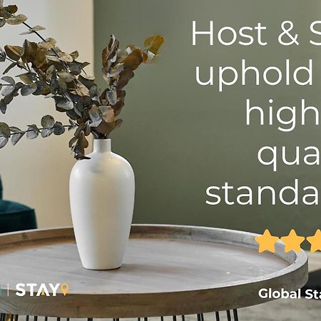 וויטבי Host & Stay - Henderson House מראה חיצוני תמונה