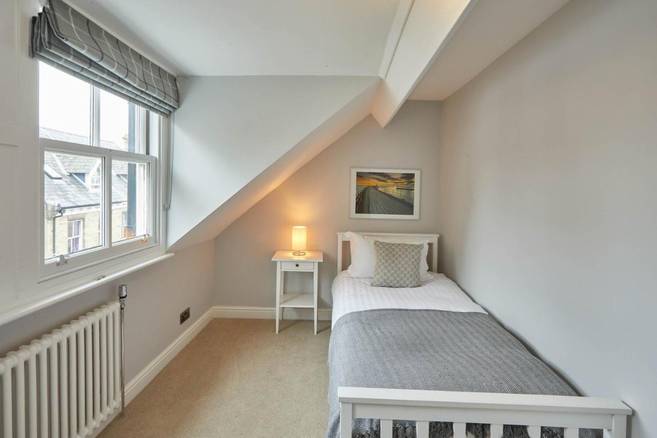 וויטבי Host & Stay - Henderson House מראה חיצוני תמונה
