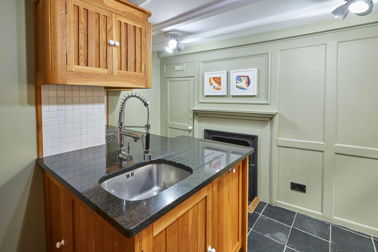 וויטבי Host & Stay - Henderson House מראה חיצוני תמונה